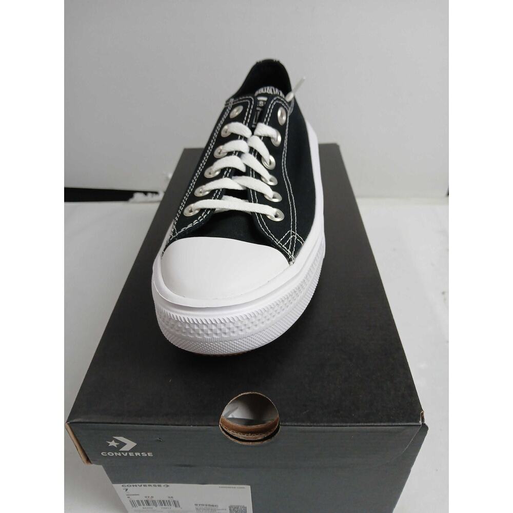 NWT Converse Women's Sneaker, Black/White-Size 7